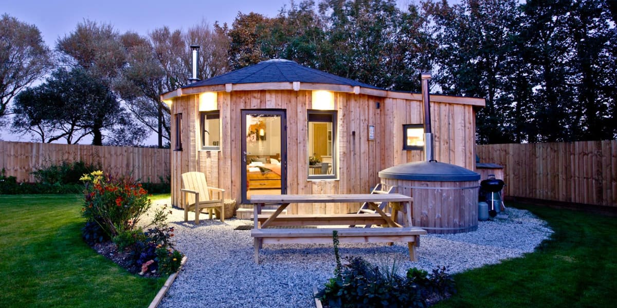 Explore Hipcamp’s cosy cabins collection.