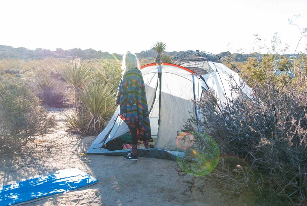 On a spontaneous weekend trip to Joshua Tree, we arrived after dark and woke up to a magical desert sunrise.