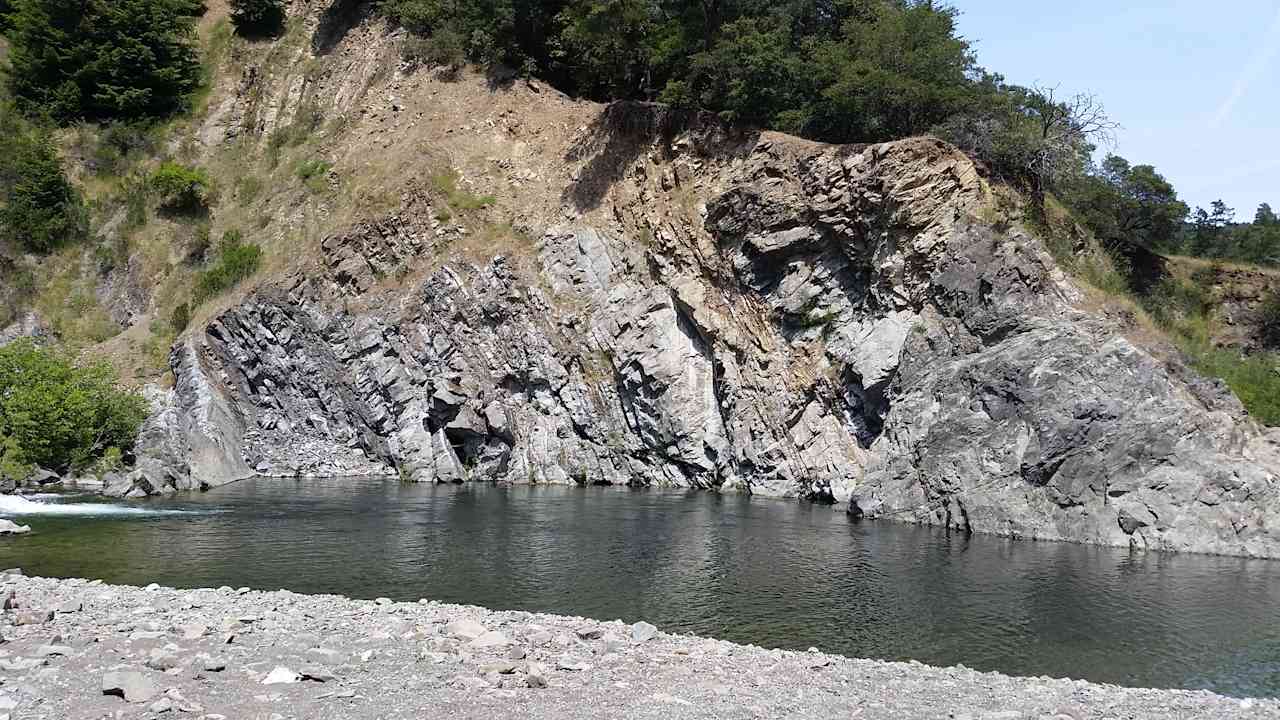 Incredible swimming hole. There is a beautiful (AND rocky) beach that spans the river and provides a great place to spend the afternoon picnicking. Swim across for a some sun bathing on the rocks of jumping off that high ledge (we witnessed some daredevils)