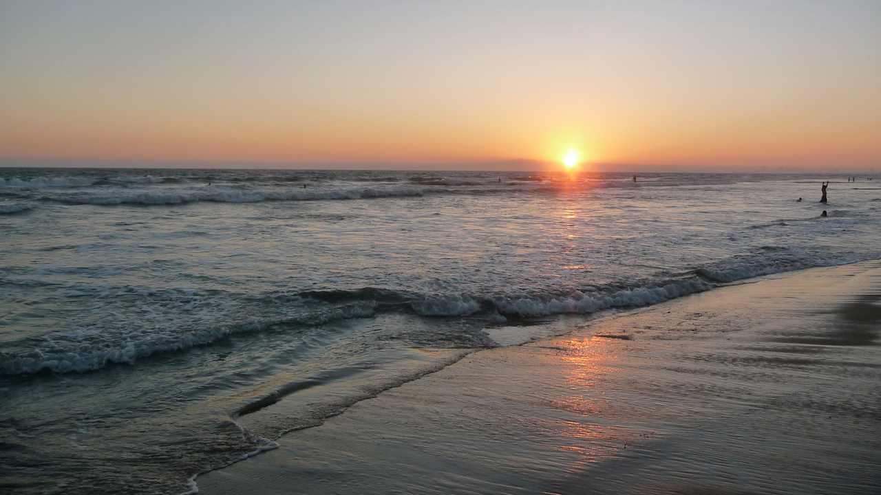 Bolsa Chica State Beach