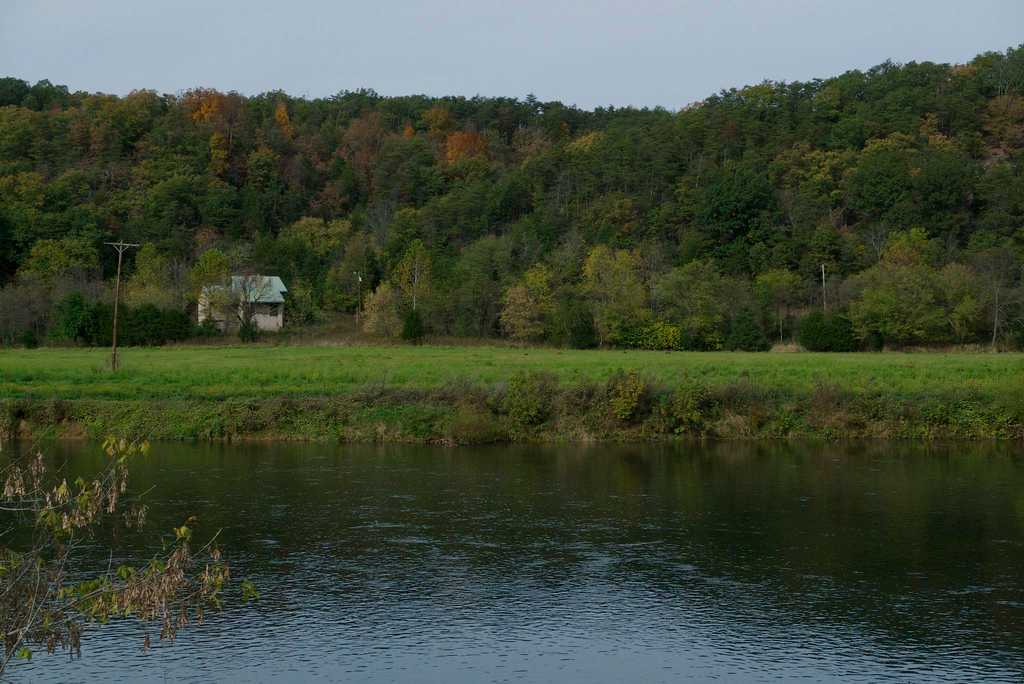 Shenandoah River State Park