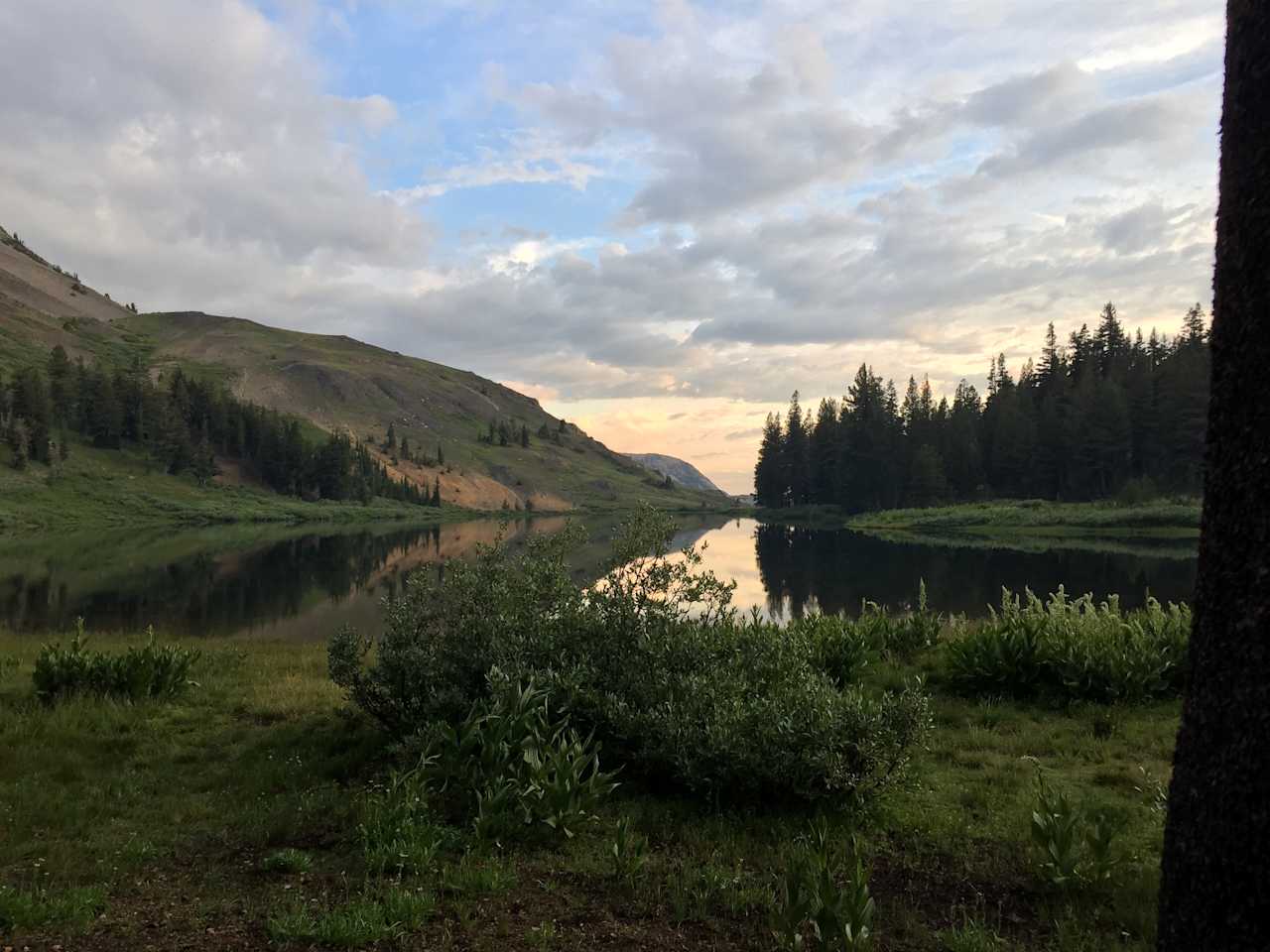 the photo that Hipcamp posted is not of Highland Lakes.  Here's a shot of the smaller of the two lakes ( the one that next to the campsites )