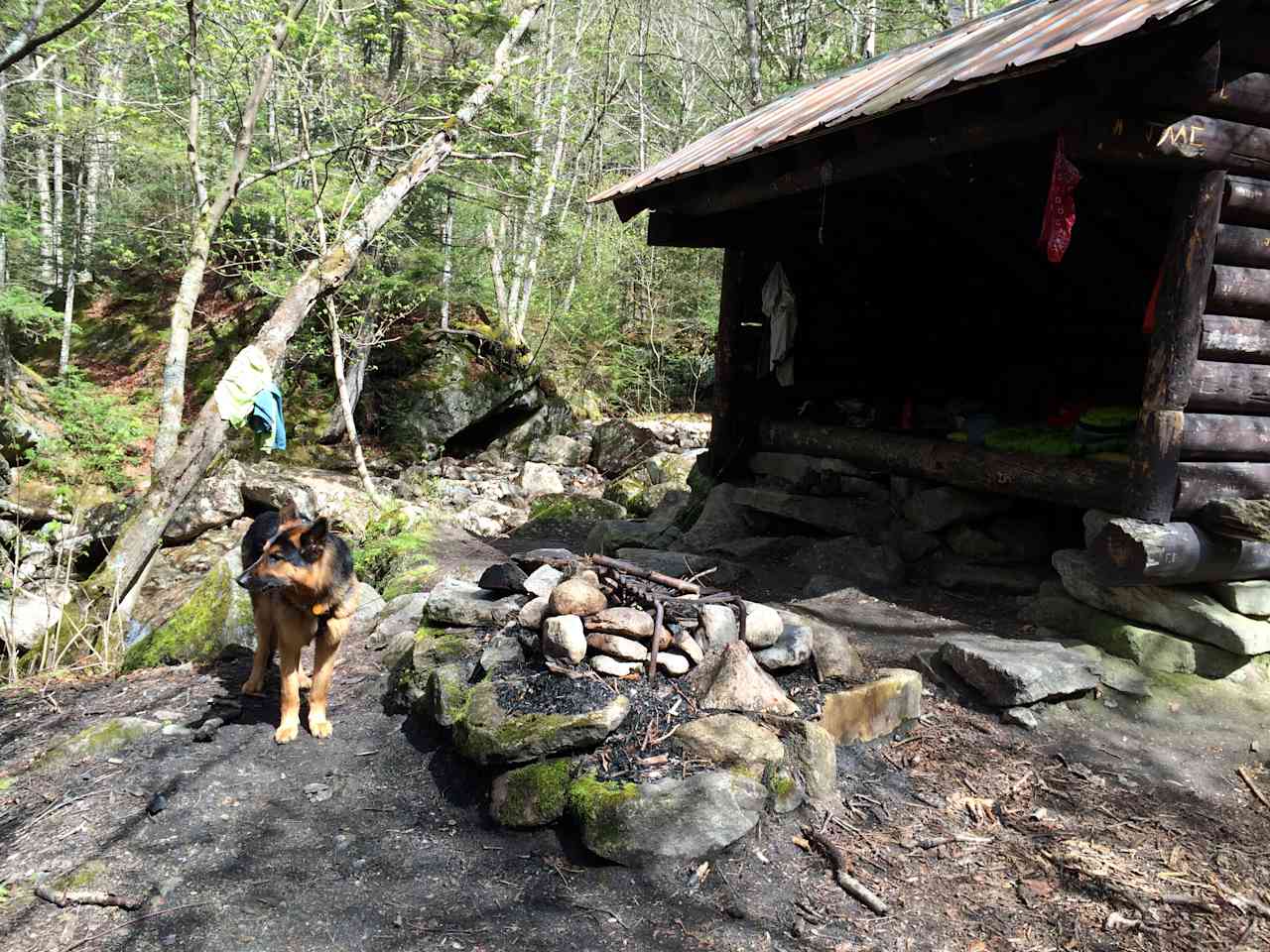 Coppermine Shelter just below Bridal Veil Falls