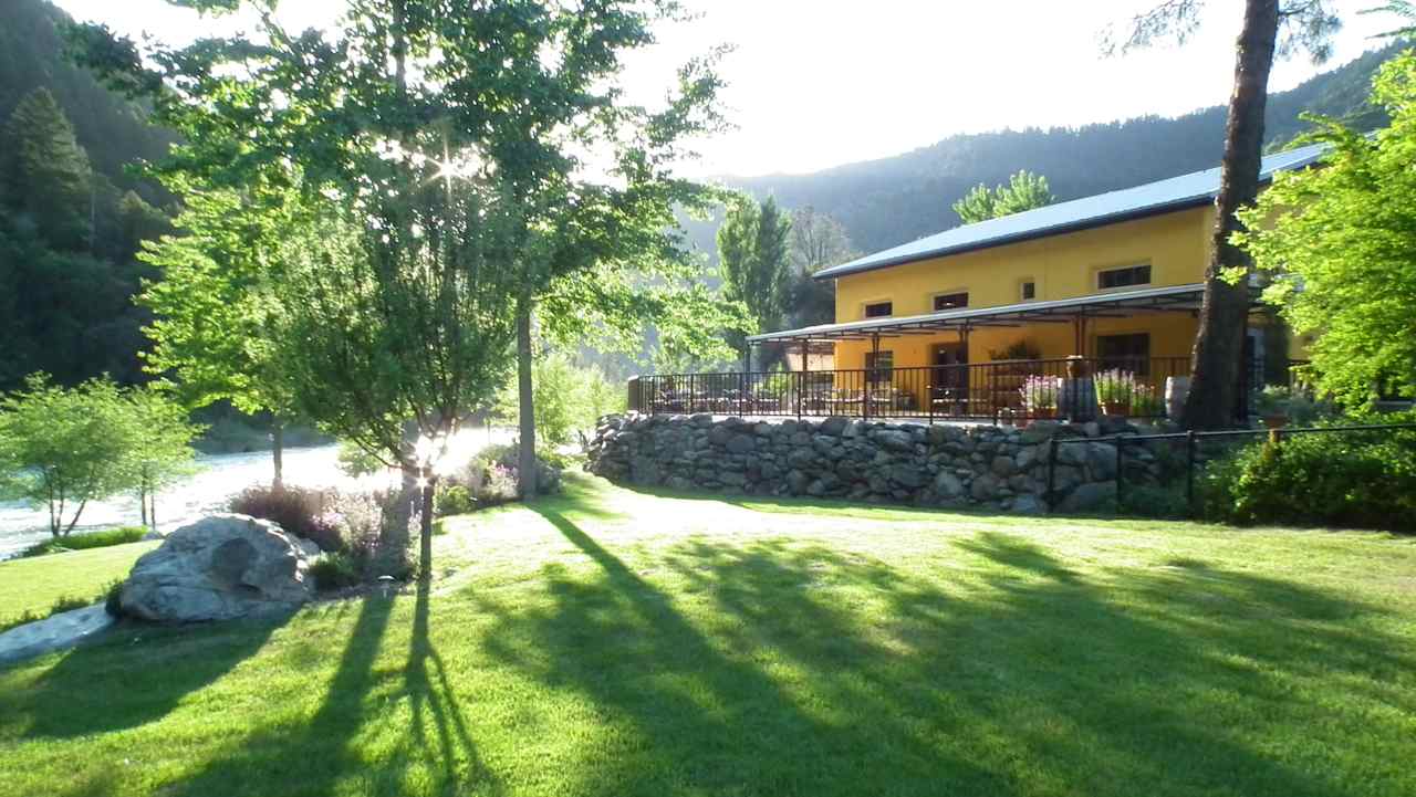 The cafe' at Strawhouse Resorts overlooking for beautiful Trinity River. 