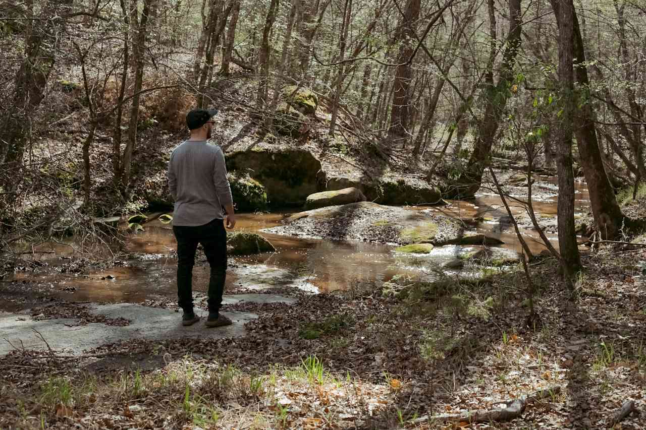 Several small rapids can be found along the river, providing a nice place to cross to the other side or take in the view.