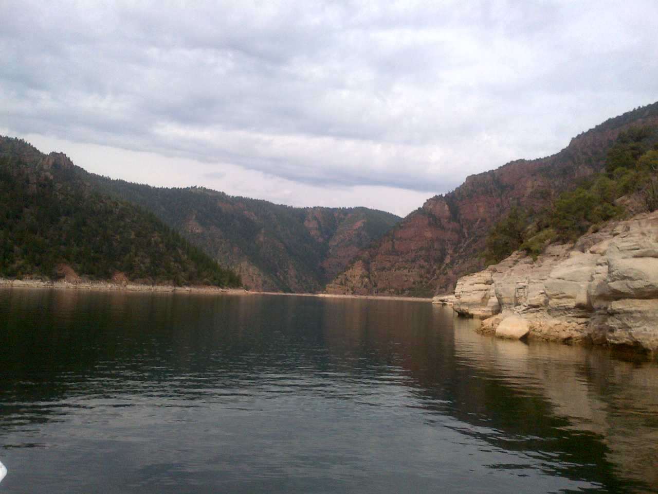 Hideout Canyon Boat-In Campground