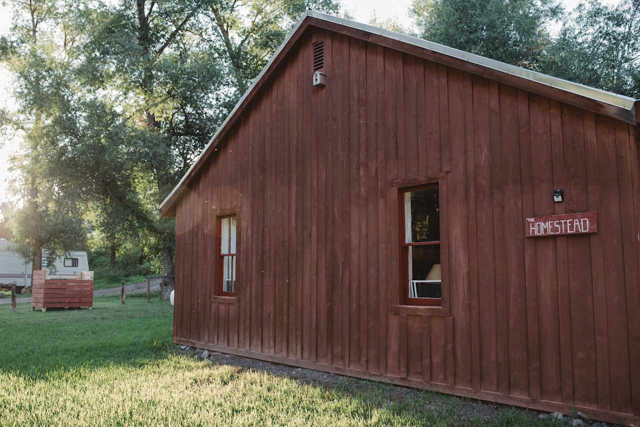 Homestead Cabin on the Conejos