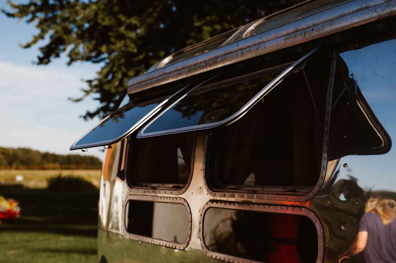 RGarges UpNorth Vintage Airstream