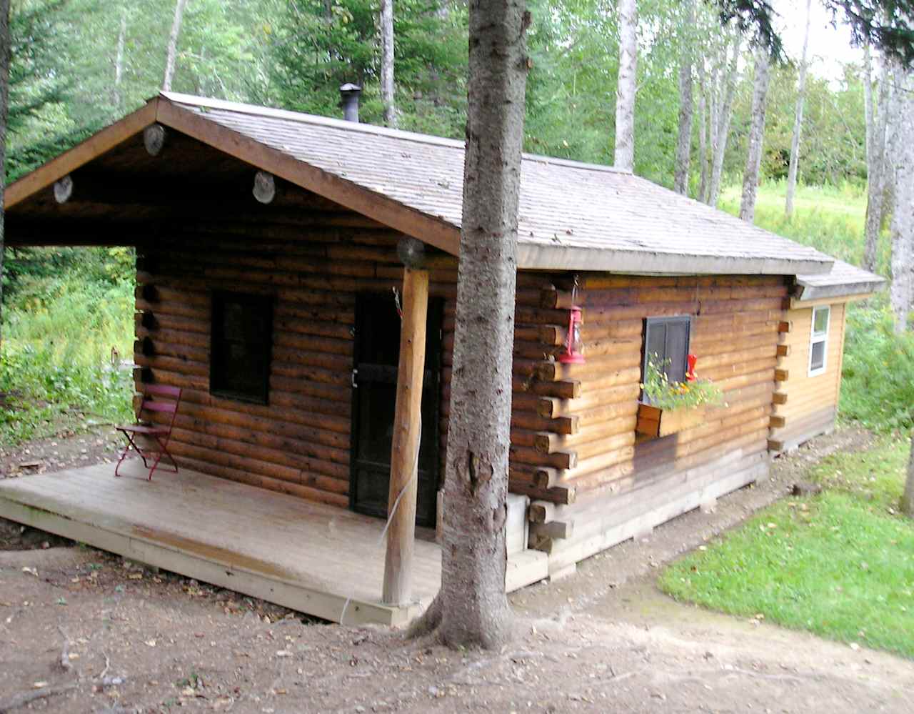 The Riverbend Cabin! Our sweet, off grid piece of heaven!