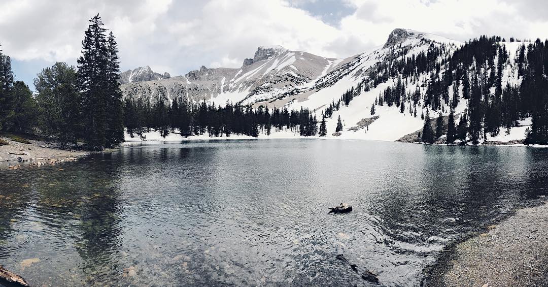 Hiking over snow to Stella Lake.