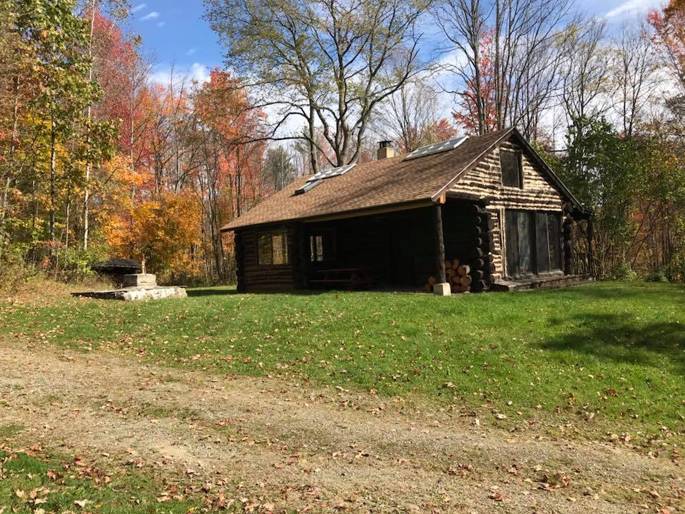 Round Top Retreat cabin