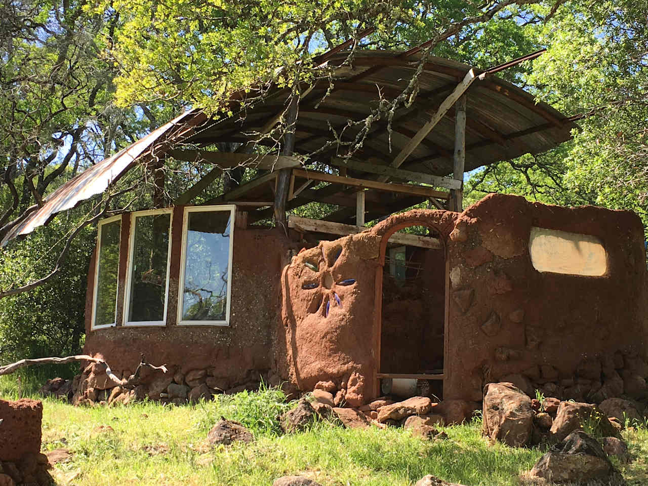 Sculpted Cob Shoe House