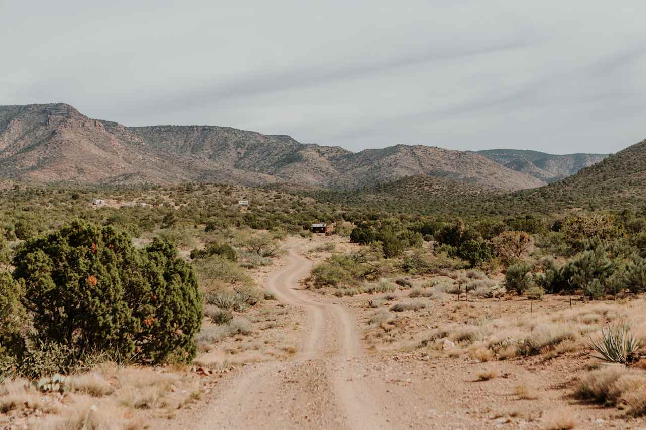 Gorgeous view ahead as you approach the property. The dirt roads are pretty well maintained and I didn't have an issue with them.