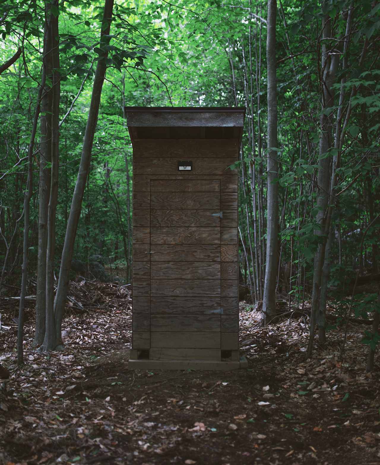 completely compostable outhouse that is well stocked with everything would need 