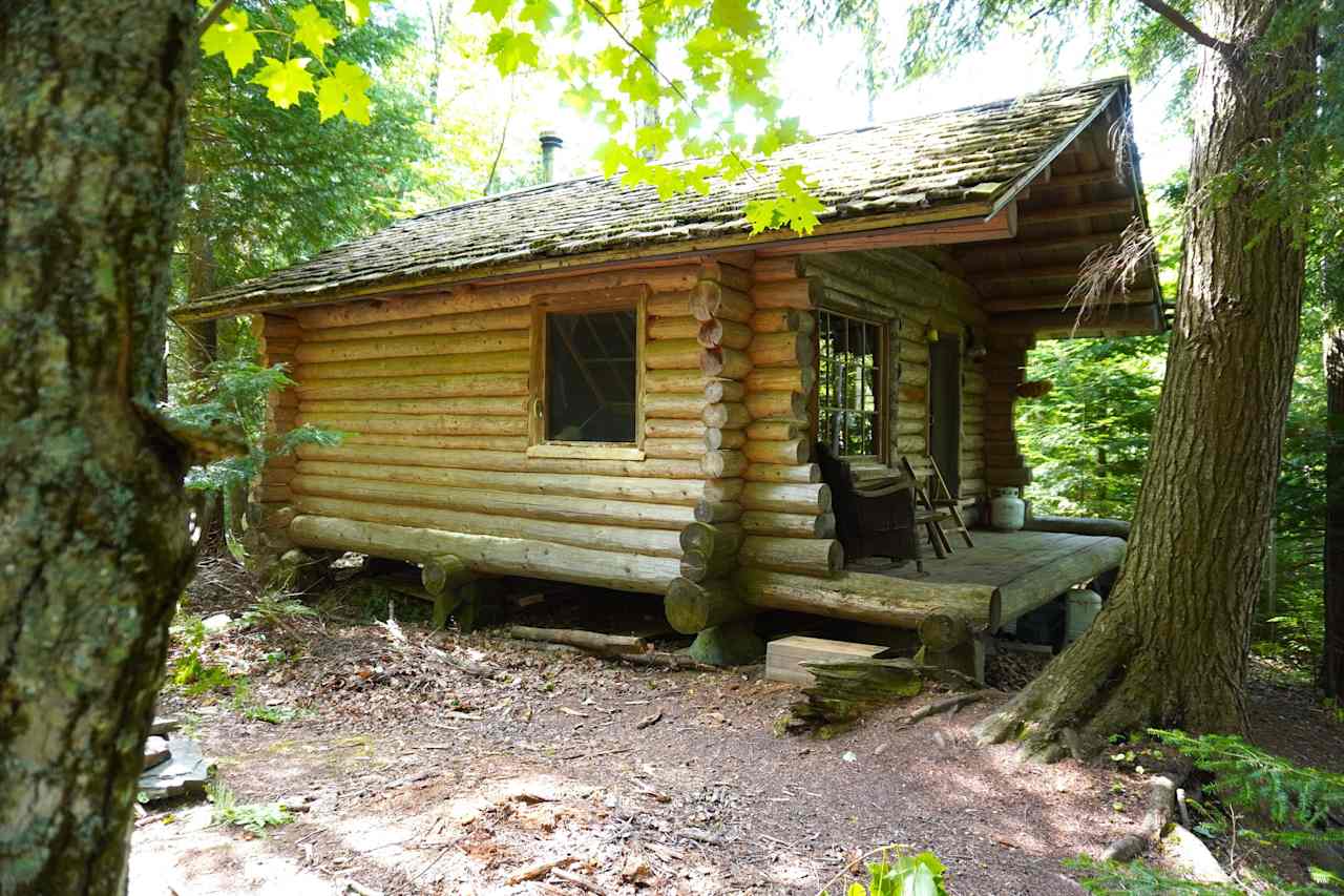 Pond Cabin 