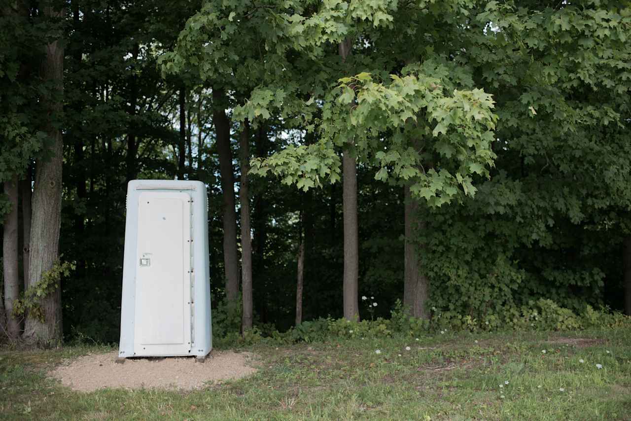 There is a nice clean port-a-potty located right next to the campsite