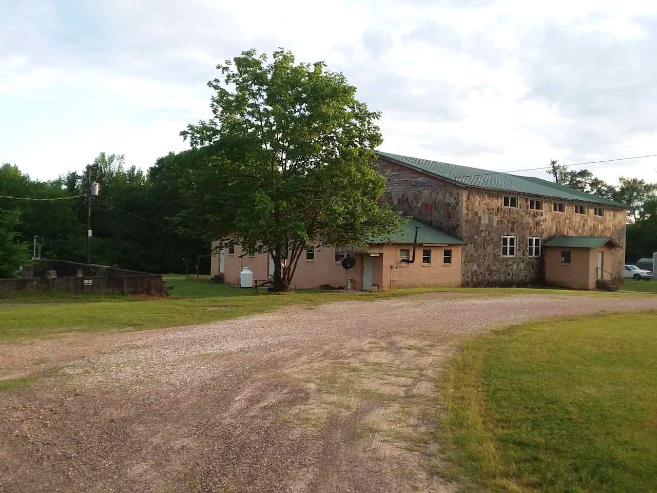 10 self-contained rv sites with 30 and 50 amp hookups, water hookups and a dump station are located at the site of the Langley Gymnasium. 