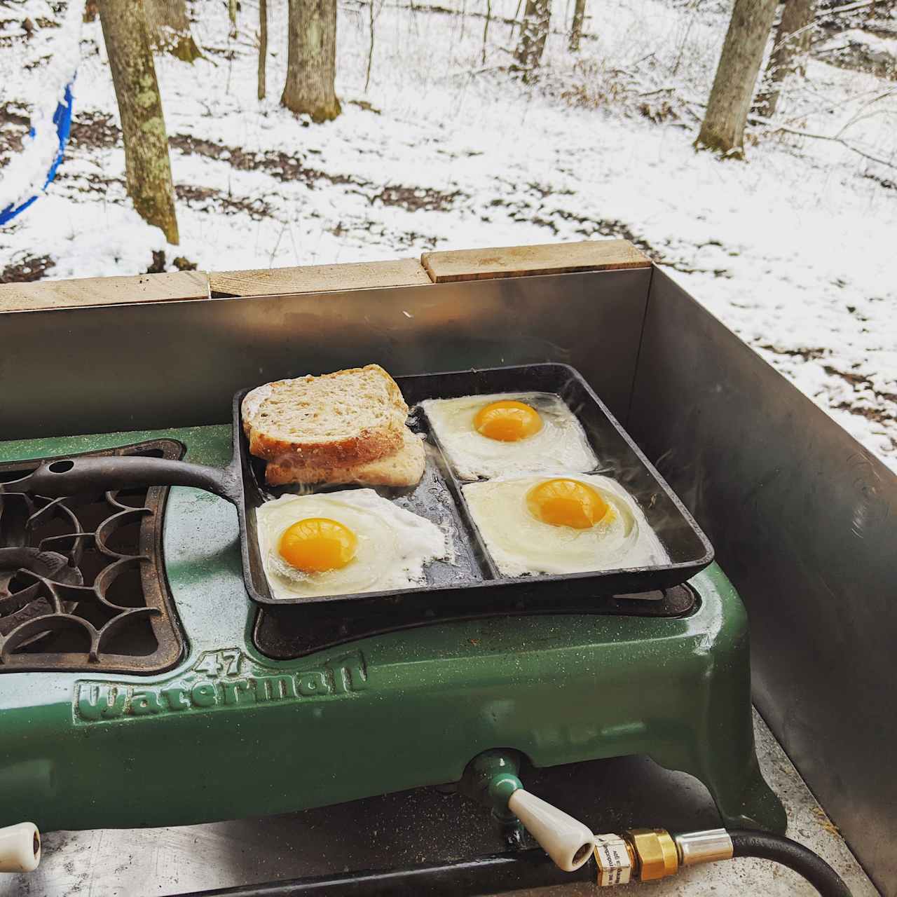 Camp stove for easy meals