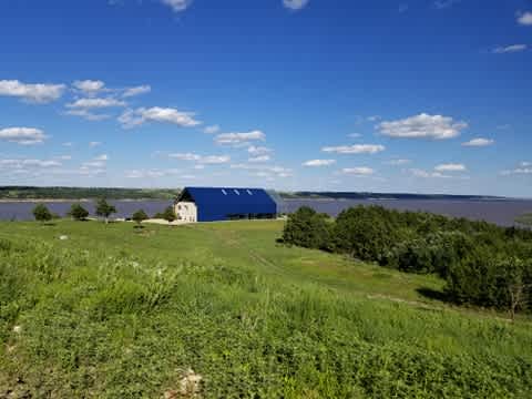 Gorgeous view with the restrooms, etc for the lake view sites. 