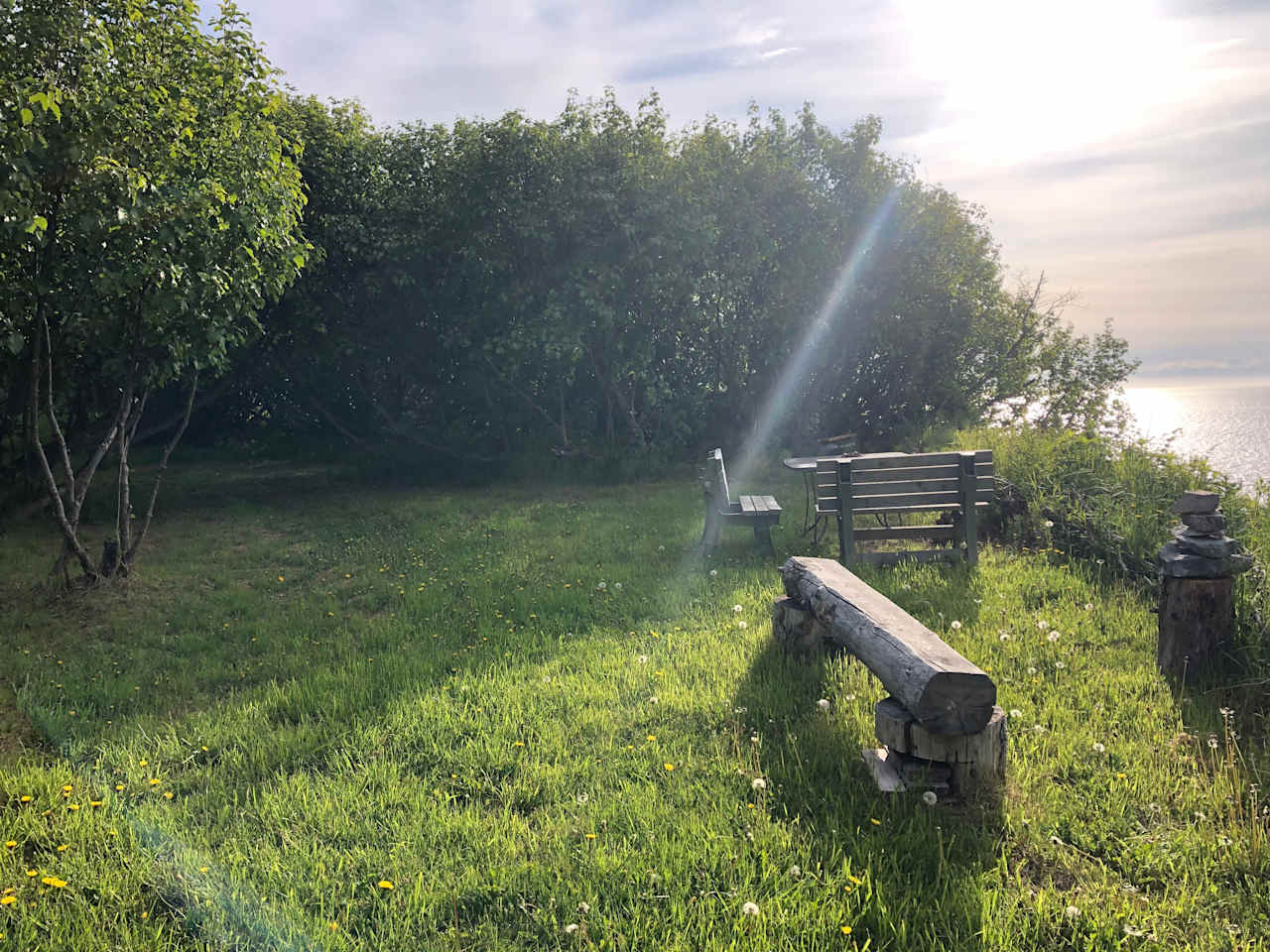 Table and bench on Bluff, great place to have coffee