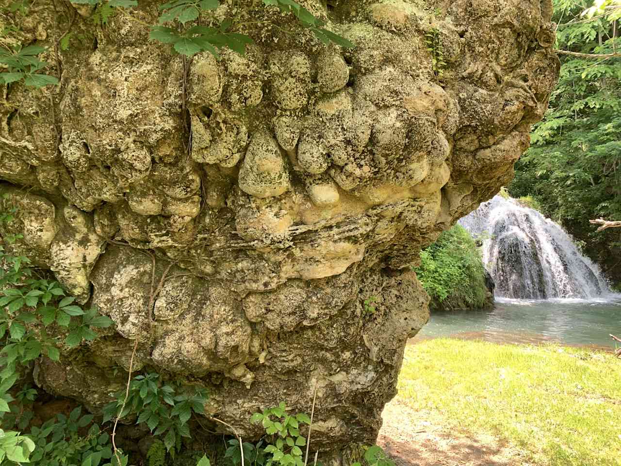 The unusual rock formations will have you staring for hours, as one does at clouds in the sky!