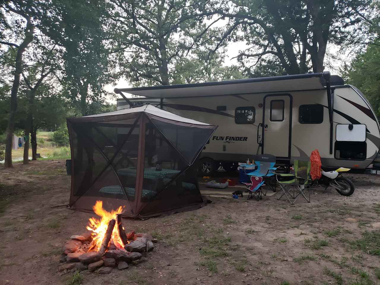 Glamm Camping