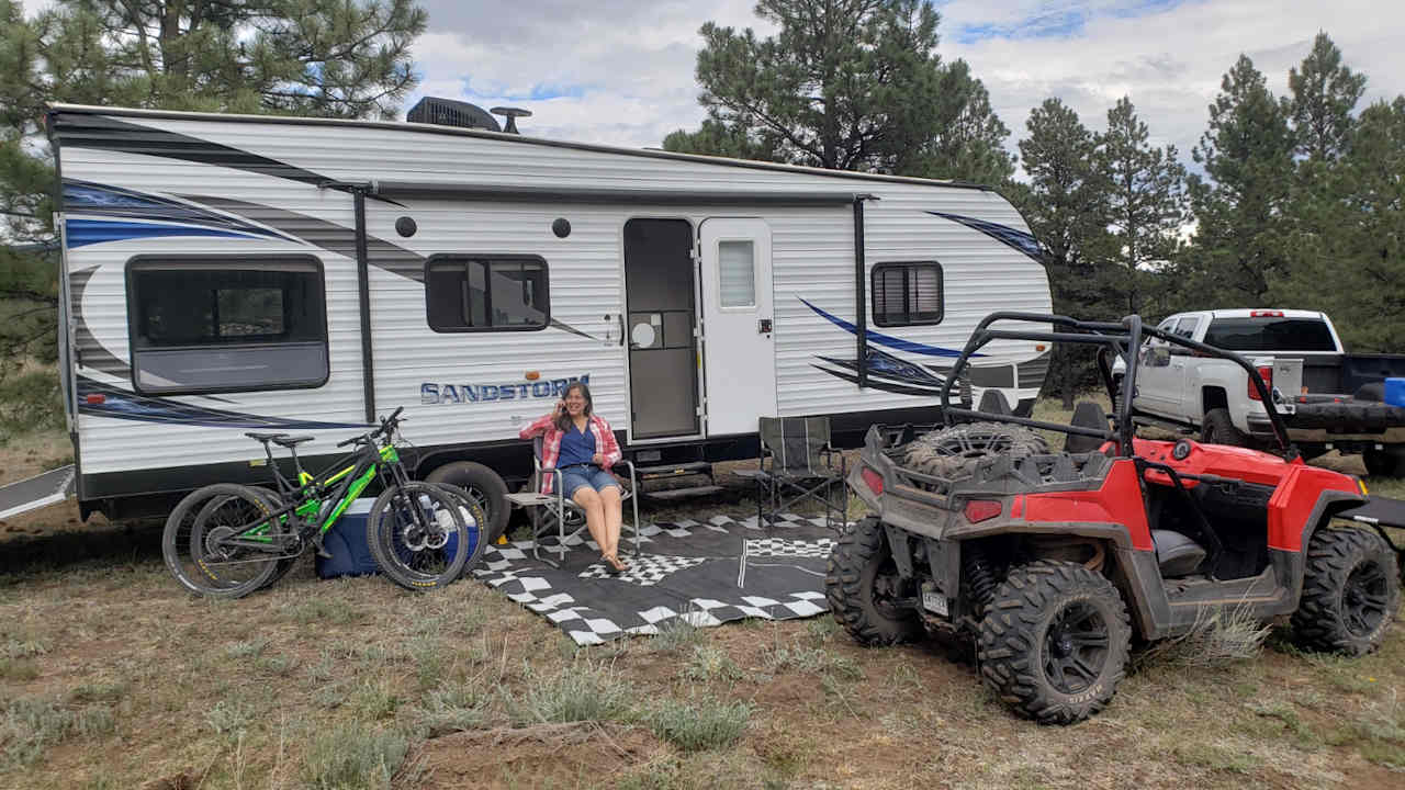 Enchanted Circle Campground (E<<)