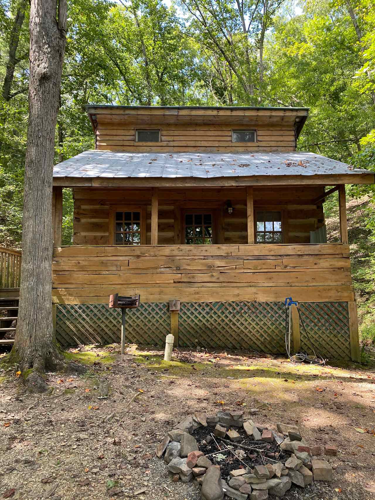 Front of Sneaky Cabin