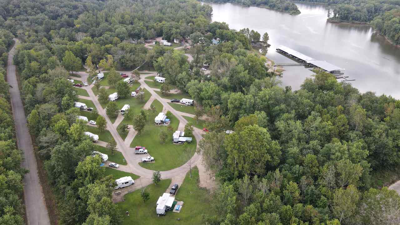 The Holliday Landing on the Lake