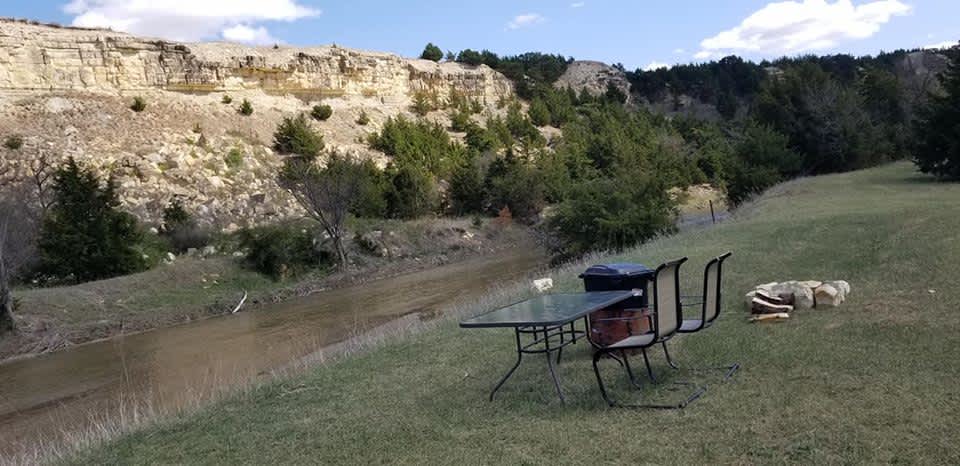 Limestone Echo firepit area
