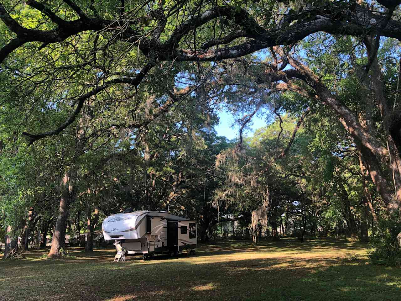 Notice how much room this large 5th wheel has around and above it.