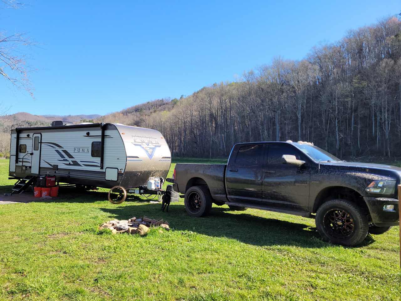 Mountain Riders Riverfront Camping