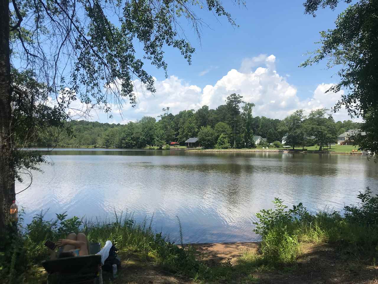 RV/ Tent campsites on lake