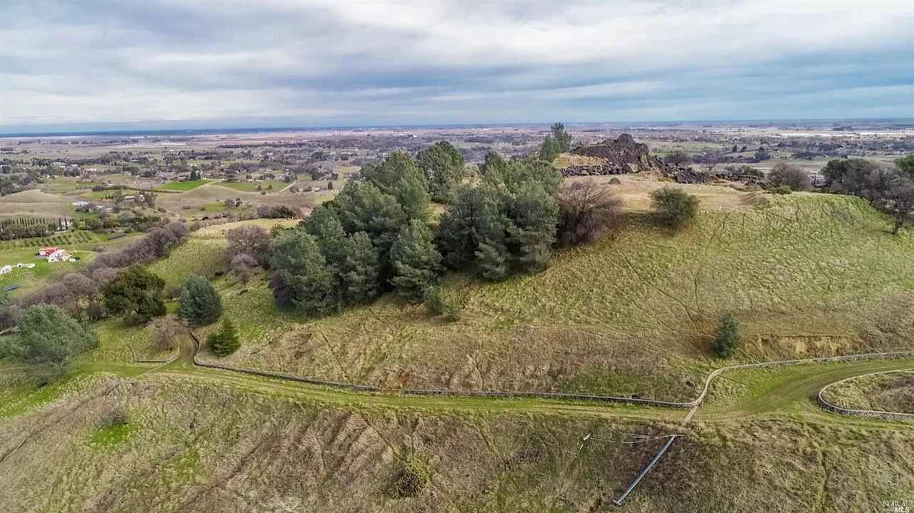 30+ Acres - 270° Views in Vacaville