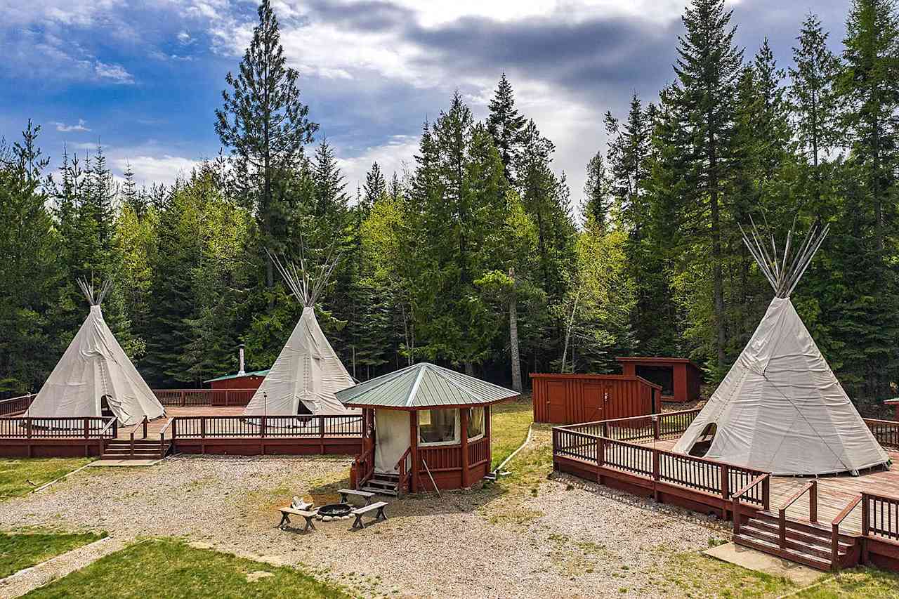 The heated tepees at Caribou Ridge.