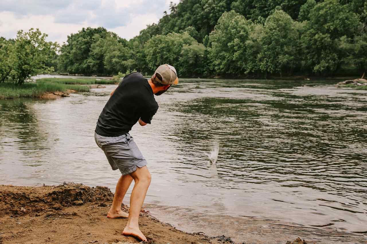 Enjoyed skipping rocks on the banks. 