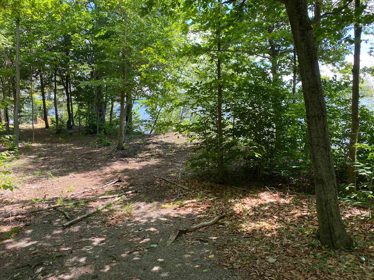 Rustic lean-to on Hinckley Lake