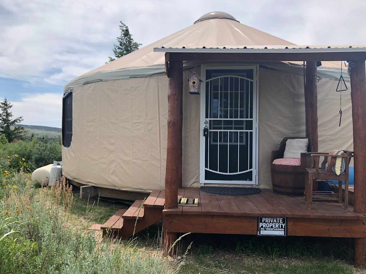 Mountain View Glamping Yurt