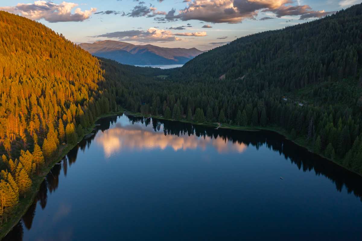 Paradise on Mirror Lake