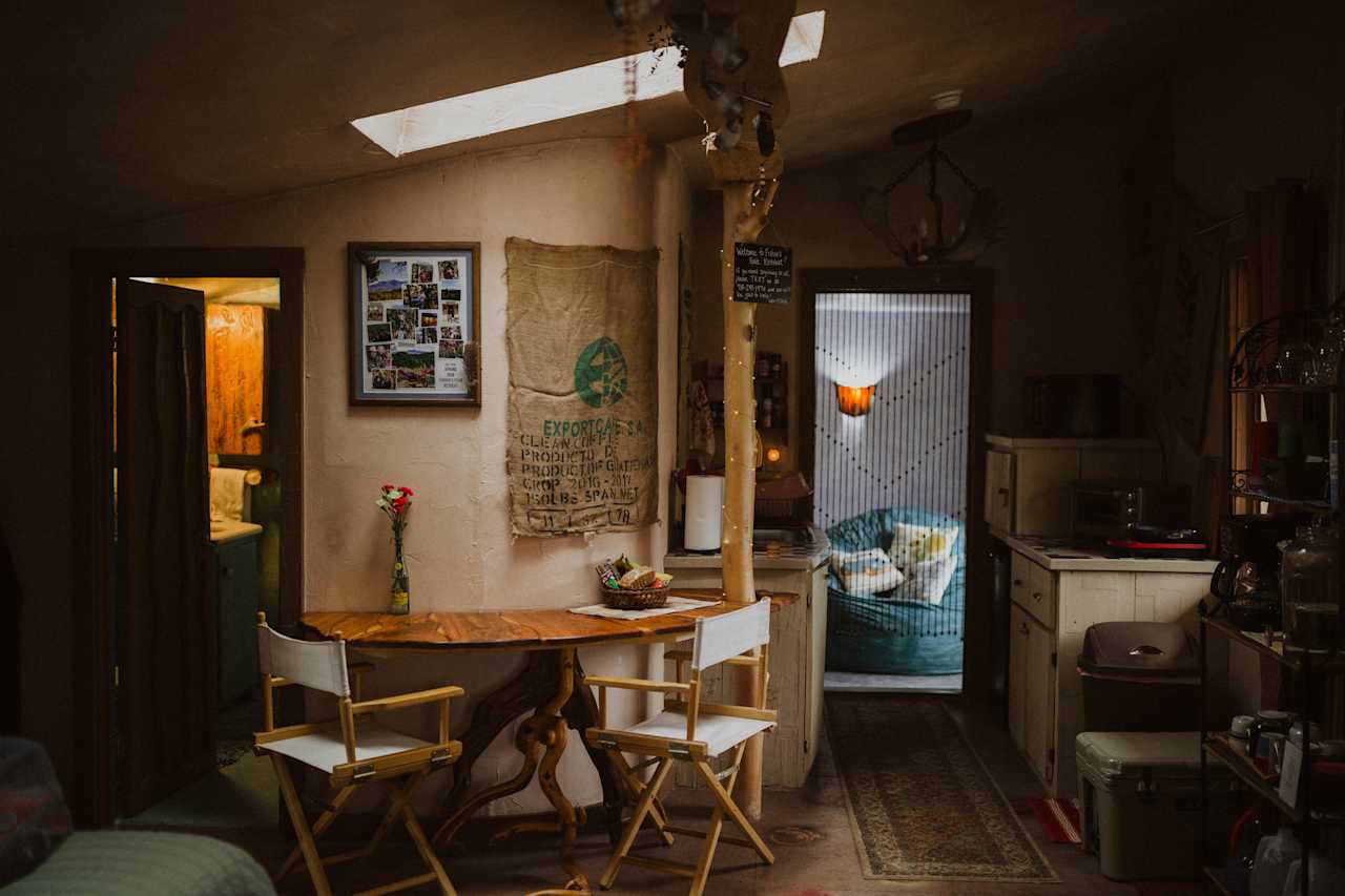 When I walked into the cabin, I immediately noticed the banana bread, which was fresh baked that morning. This sitting area became the the center of the space, a beginning spot for meals and resting place for books from their shelf that I intended to read. 