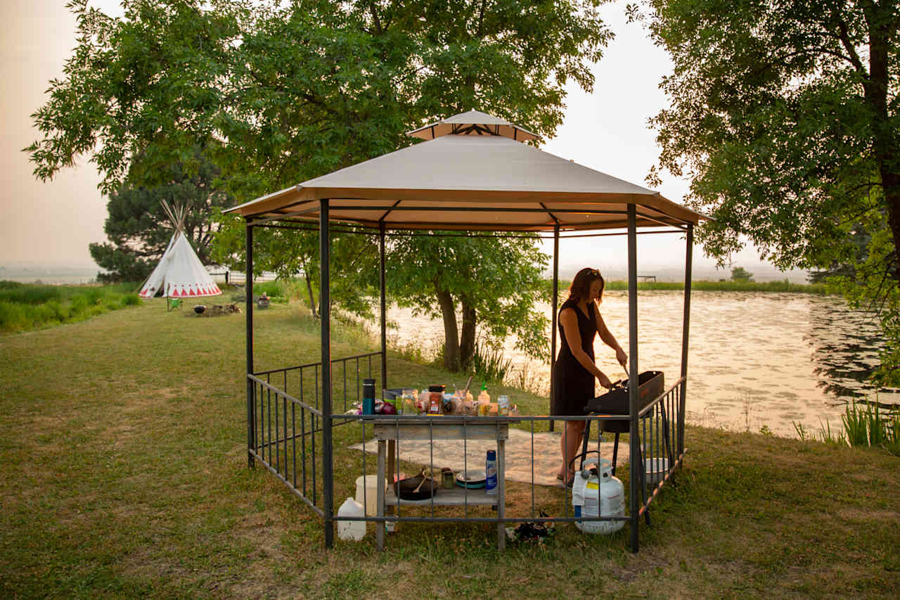 Beautiful kitchen set up right on the lake!