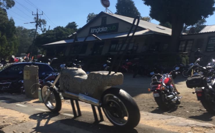 Historic Kinglake National Hotel in the Town Centre and the entertainment hub for locals and pub meals.