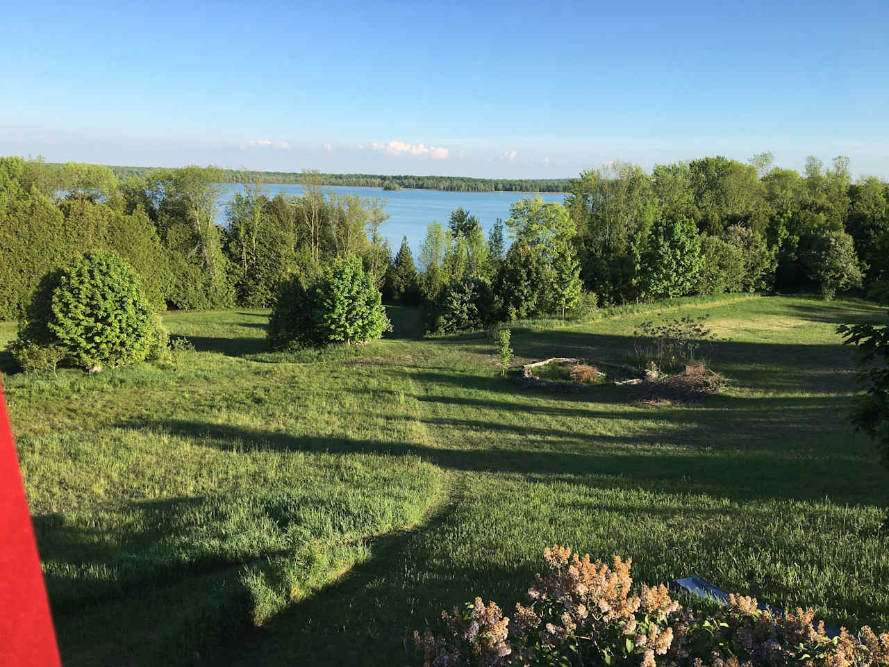 Looking down the hill towards the lake from the Hosts House
Campers can use the hillside to star gaze Bring a blanket and your star gazing gear & be amazed ⭐️