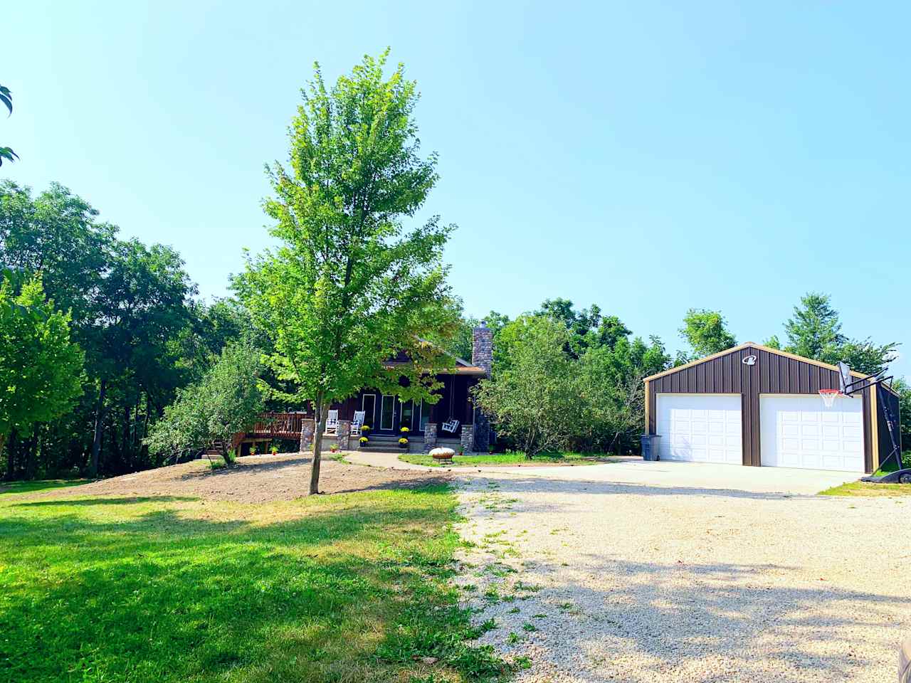 Welcome to our very secluded deer camp cabin in the woods. This is just the place where you can relax, unwind, enjoy nature, and re-charge your batteries!! 