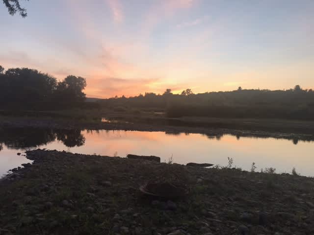 Amazing sunsets on the river, bonfires permitted