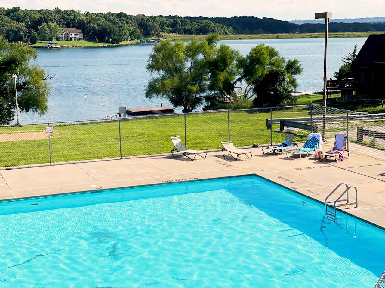 The clubhouse pool has potable water, bathrooms/showers and power outlets for charging your gear (bringing a battery bank for the campsite is wise).