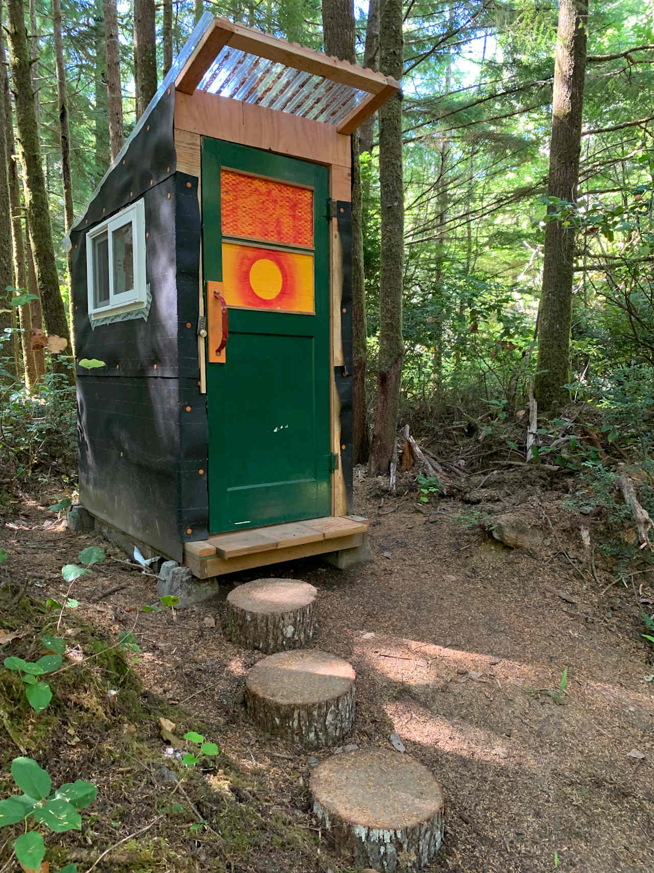 Outhouse, outdoor loo, pit toilet, earth closet, privy,  throne, long drop, honey bucket…