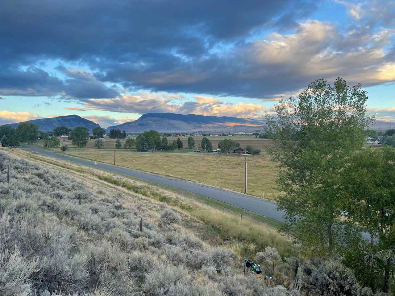 A clear view of Rattlesnake Mountain