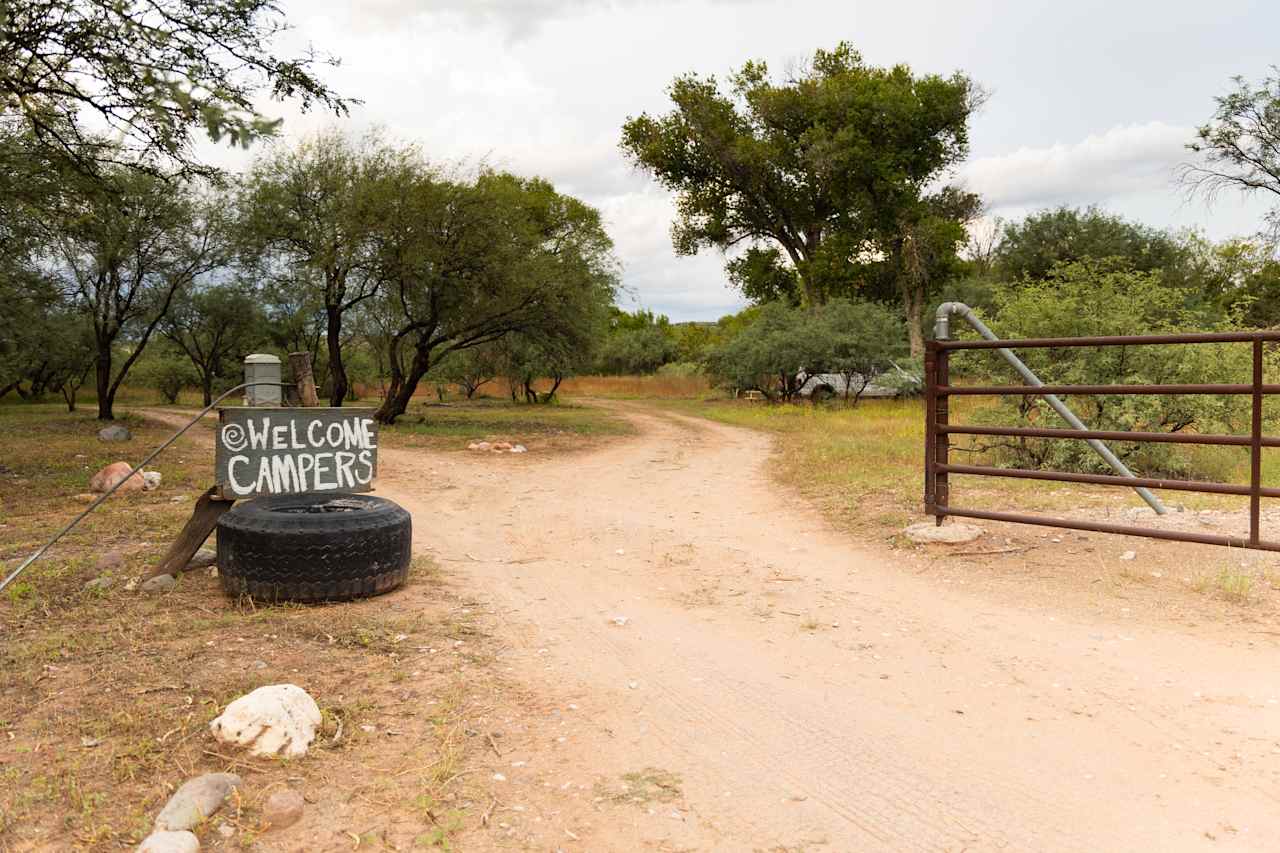 A friendly welcome sign on the way in!