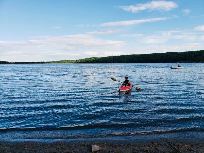 Beautiful clean lake where you can enjoy fishing, canoeing, kayaking, paddle boarding and other water activities.